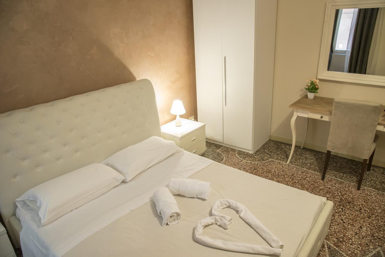 Baldassini Suites Rome Luaran gambar